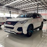 2017 Toyota Fortuner 2.4 V SUV 